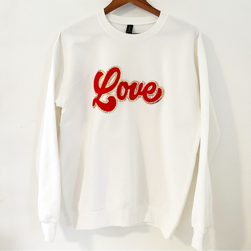 Love Chenille Patch Crewneck Sweatshirt M